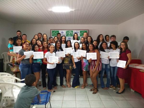 SINDICATO DOS TRABALHADORES E TRABALHADORAS RURAIS DE OEIRAS- PI E PARCEIROS CONCLUEM CAPACITAÇÃO DE NOVAS TURMAS!