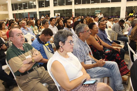 Fundador do CEFAS, Dom Edilberto Dinkelborg, é Homenageado no XV Seminário Piauiense de Apicultura.