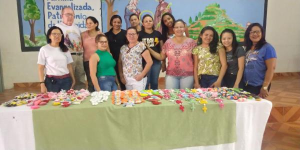 NO CENTRO DE FORMAÇÃO ECC, MULHERES CONCLUEM CURSO DE LEMBRANÇAS ARTESANAIS EM FELTRO!