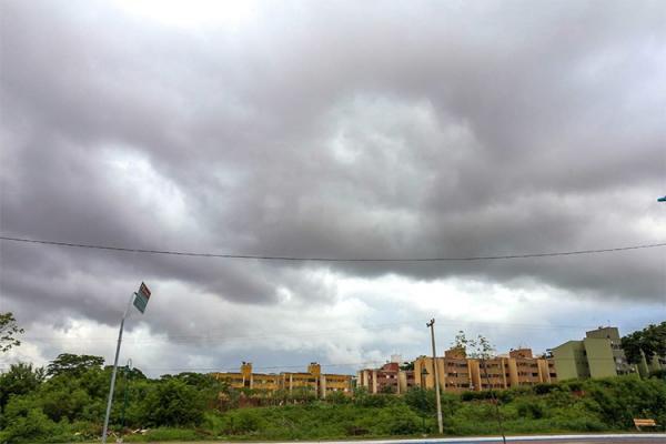 Tempestades de verão serão mais intensas em fevereiro, aponta previsões